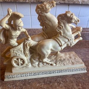 Vintage Amilcare Santini Resin Sculpture Roman
Gladiator Chariot Horse Italy
